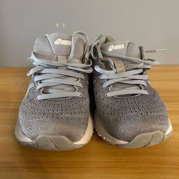 ASICS Gel-Cumulus 22 Flytefoam Running Shoes Womens US 8 Gray Synthetic 1012A741 - Picture 2 of 7